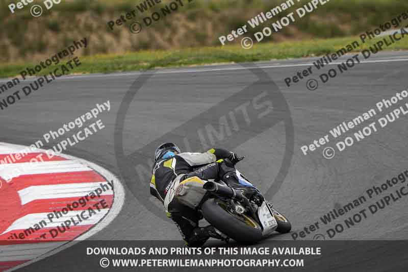 cadwell no limits trackday;cadwell park;cadwell park photographs;cadwell trackday photographs;enduro digital images;event digital images;eventdigitalimages;navarra;no limits trackdays;peter wileman photography;racing digital images;trackday digital images;trackday photos